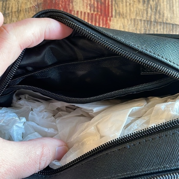 Michael Kors dop kit in black NWOT travel preppy christmas gift - Picture 5 of 8